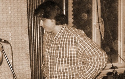 YV